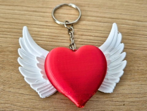Brelok Skrzydlate Serce 3D – Anielskie Serduszko