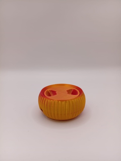 Organizer do kabli 3D “Cable Donut” – kompaktowa szpulka na przewody | druk 3D z PLA, różne kolory