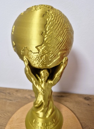 Złoty Puchar FIFA World Cup - dekoracyjna figurka 3D Idealny prezent dla fana piłki nożnej